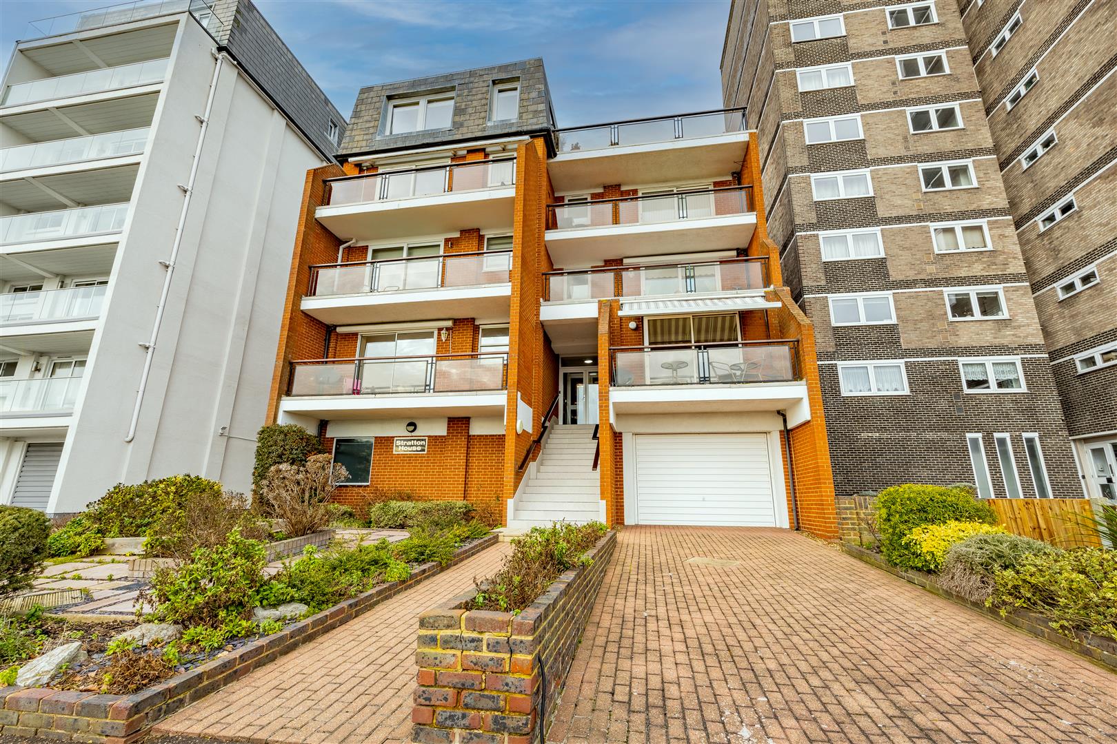 Appointmoor Penthouse, Stratton House, Westcliff Parade, WestcliffOnSea